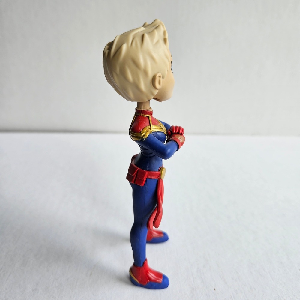 Marvel Captain Marvel Carol Danvers 5 Inch Stylized Action Figure Blue Red Gold - Picture 2 of 5